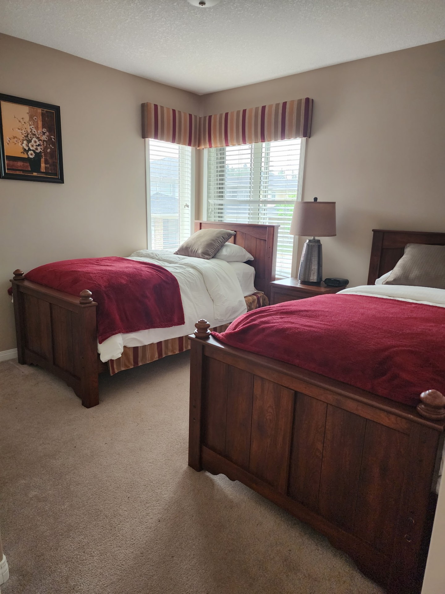 Guest bedroom, made up and dust-free